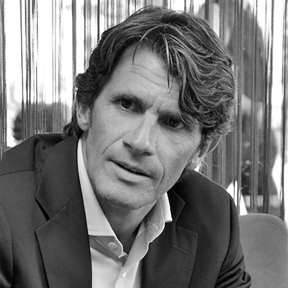 Dr. Ulrich Volz